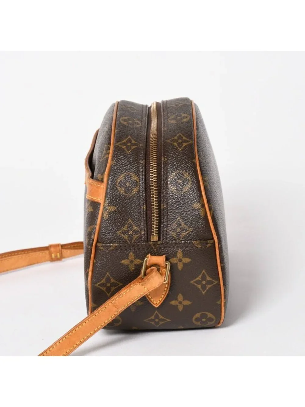 Louis Vuitton this authentic
